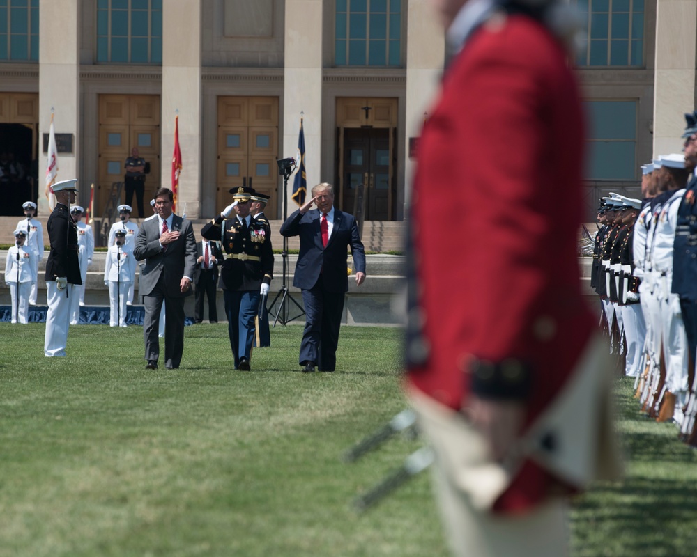 POTUS and VPOTUS participate in a welcome ceremony for SD Esper