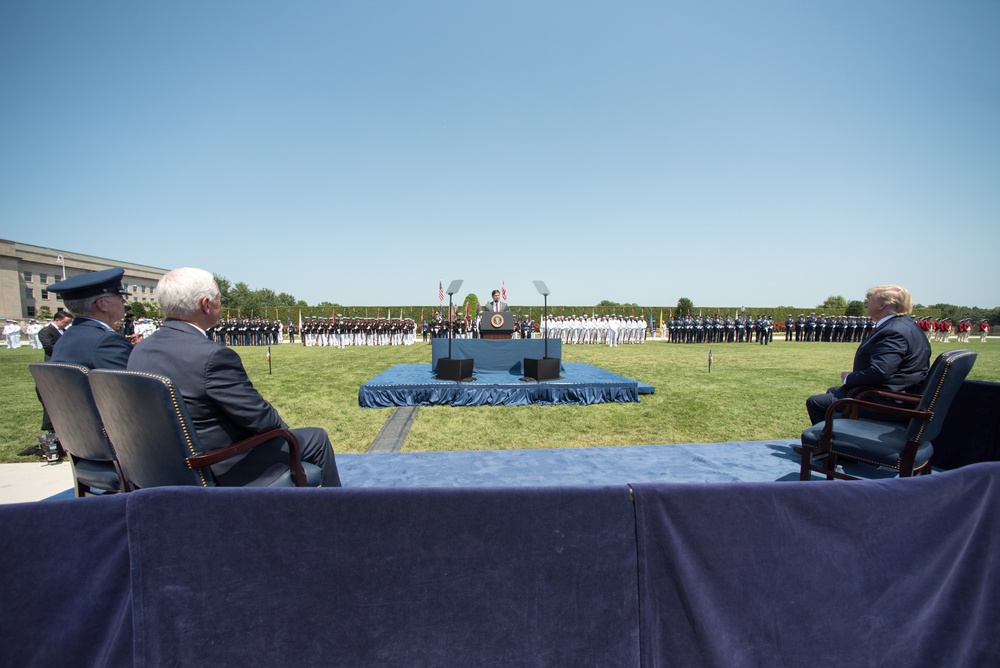 POTUS and VPOTUS participate in a welcome ceremony for SD Esper