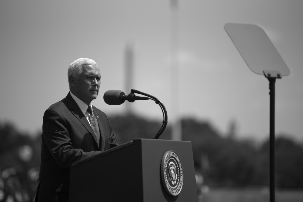 POTUS and VPOTUS participate in a welcome ceremony for SD Esper