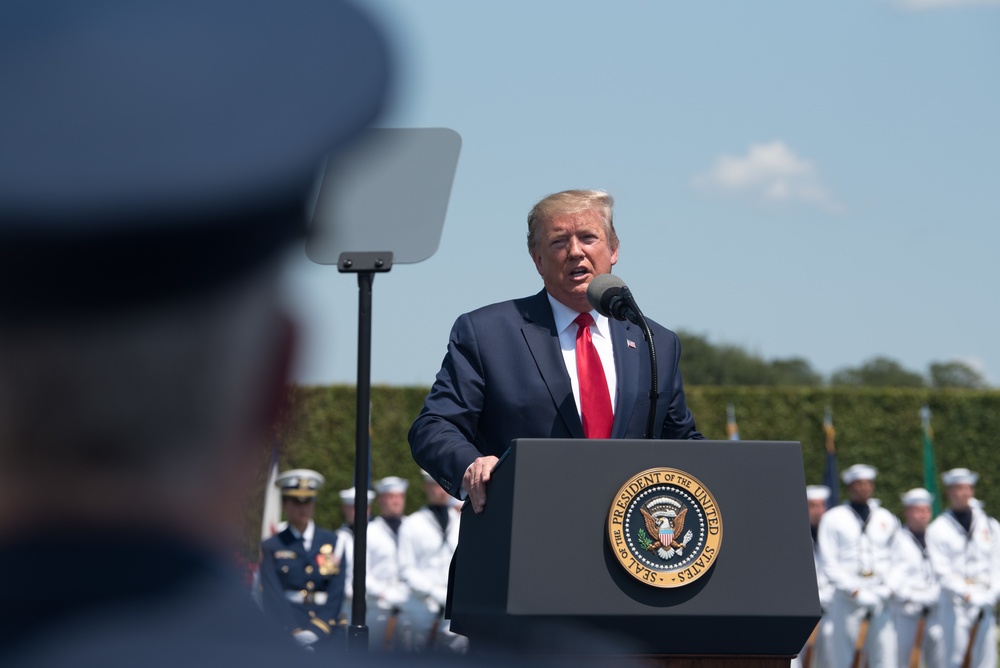 POTUS and VPOTUS participate in a welcome ceremony for SD Esper