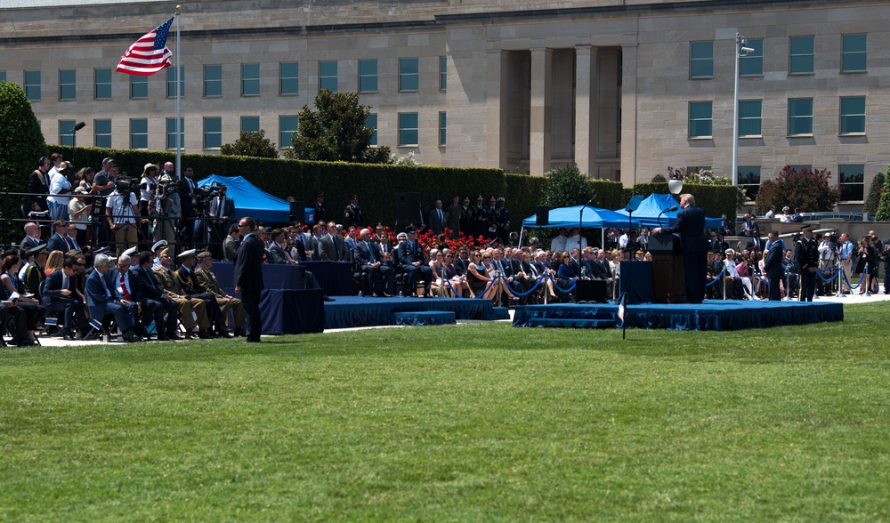 POTUS and VPOTUS participate in a welcome ceremony for SD Esper