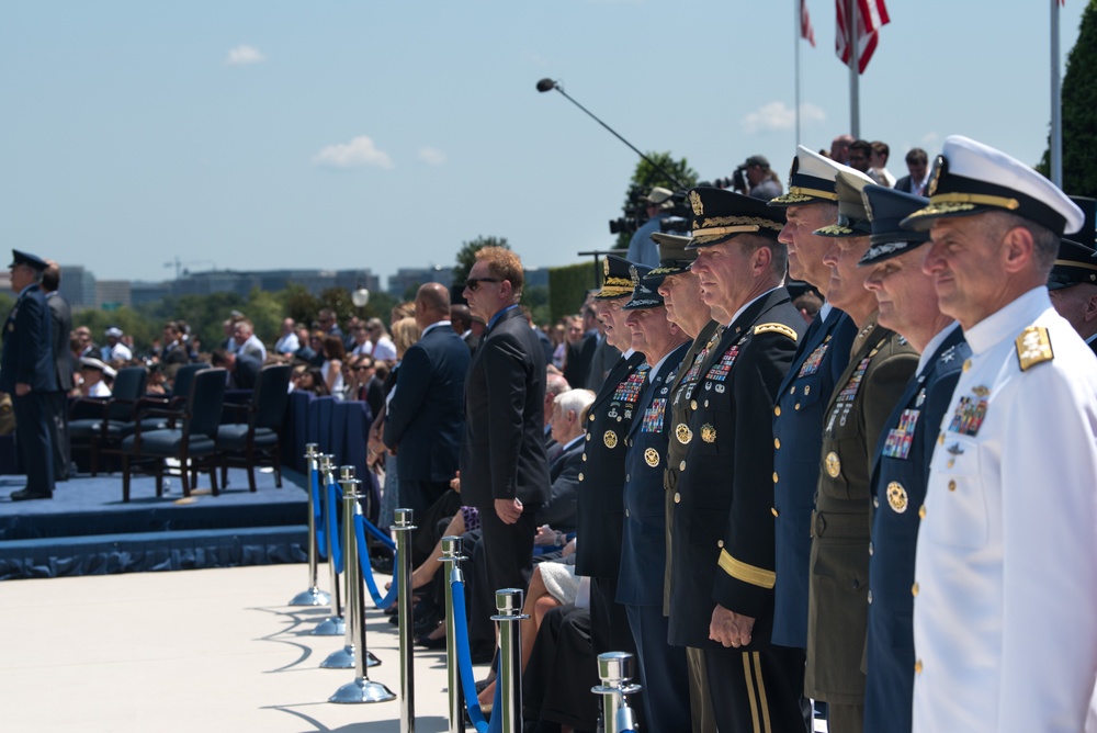 POTUS and VPOTUS participate in a welcome ceremony for SD Esper