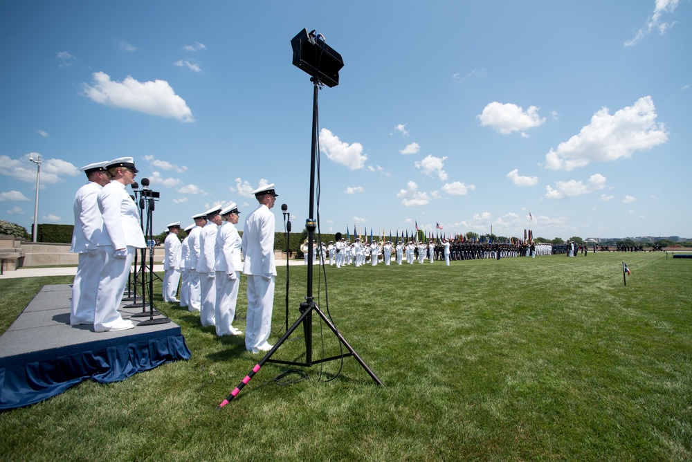 POTUS and VPOTUS participate in a welcome ceremony for SD Esper