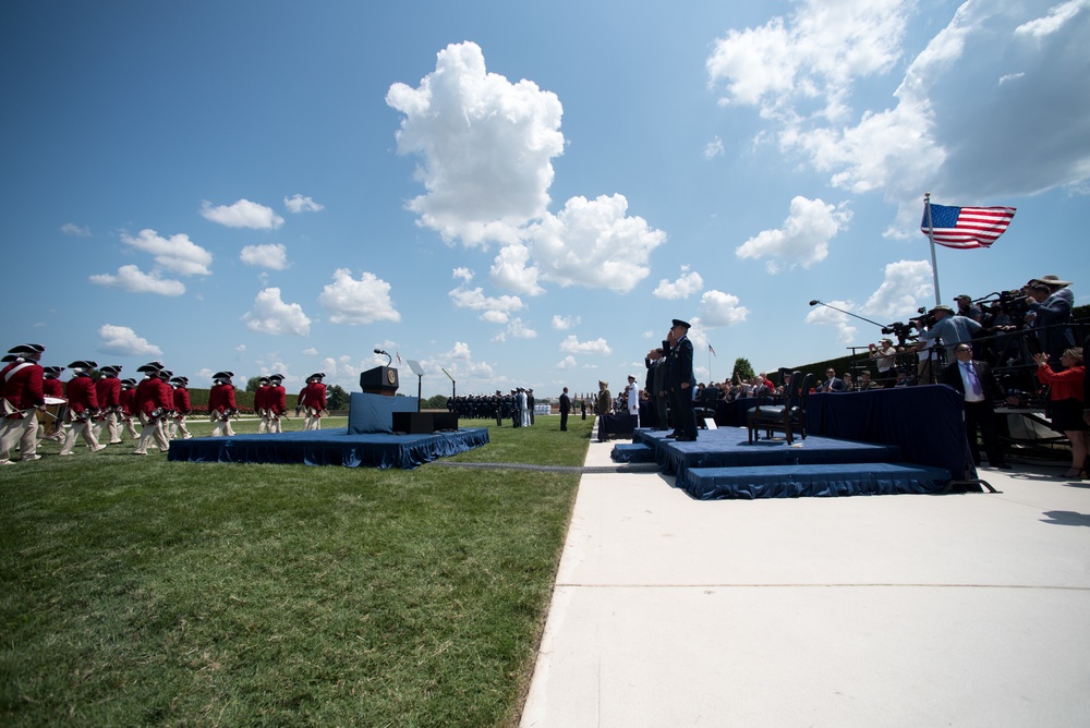 POTUS and VPOTUS participate in a welcome ceremony for SD Esper