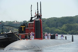 USS Hartford Returns from Deployment