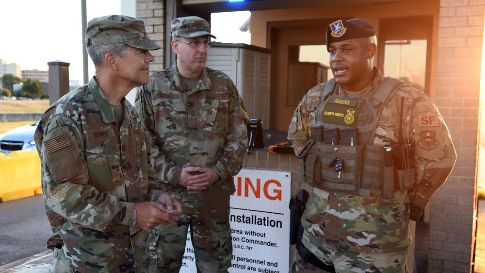 59th Medical Wing Commander Visits 802nd Security Forces members