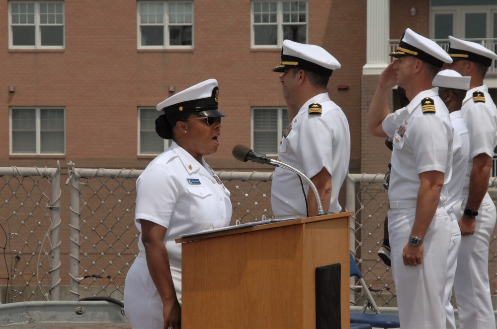 Naval Museum hosts a commissioning ceremony