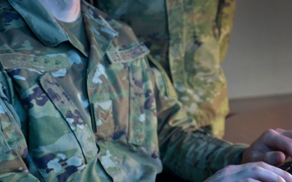 Airmen recognized for thwarting adversary attack