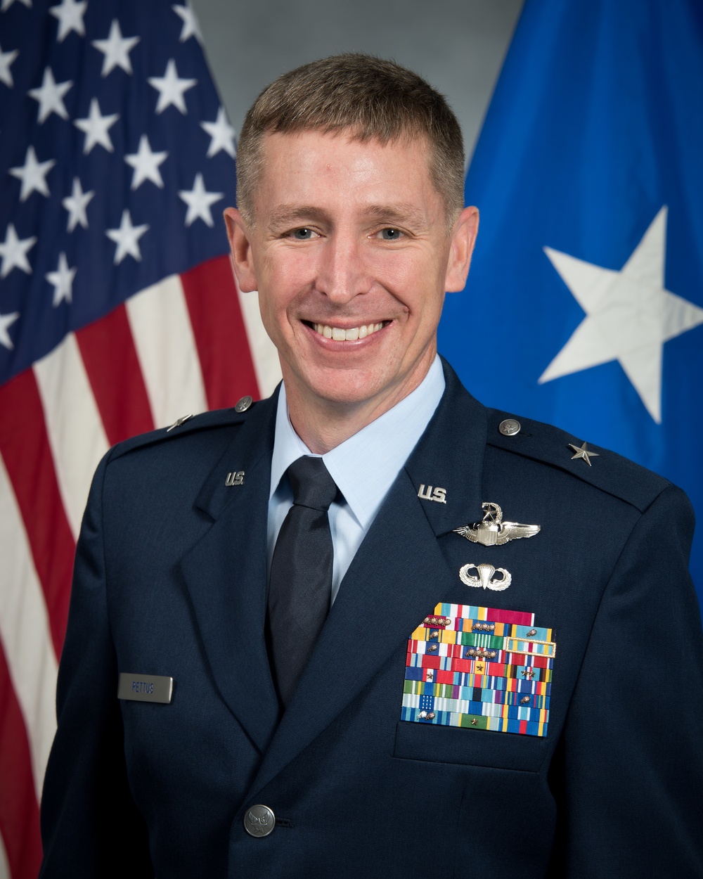 Official portrait of Brig Gen Evan Pettus