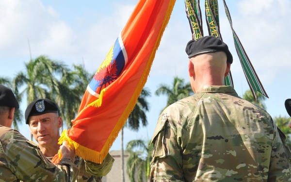 311th Signal Command (Theater) Change of Command