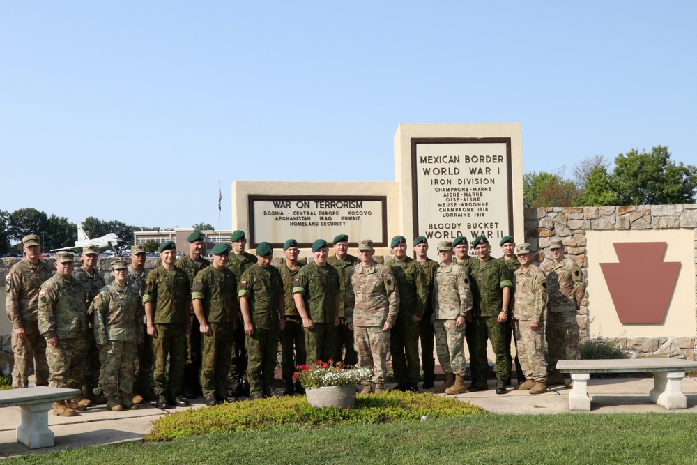 Pa. Guard’s 28th Infantry Division, Lithuanian Land Forces leaders build on partnership with staff exchange