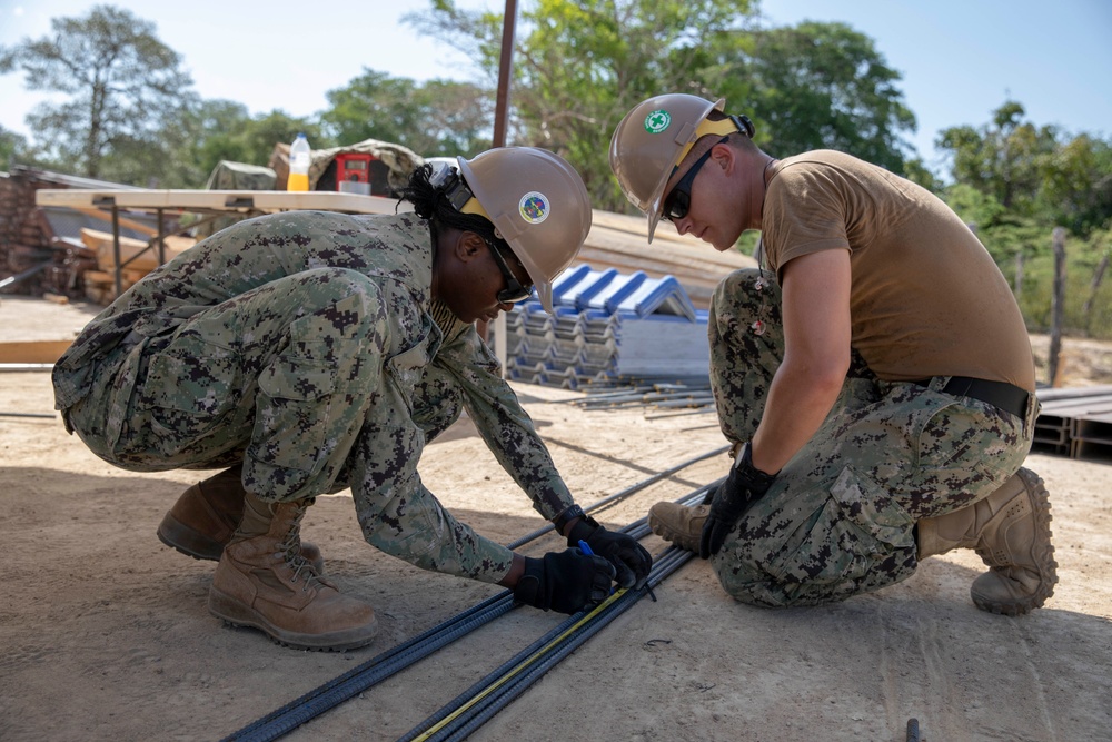 U.S. Navy Seabees Construct New School for Colombian Indigenous Tribe
