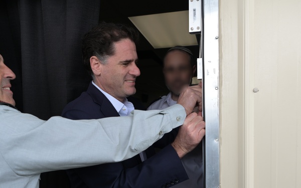 ARROW WEAPON SYSTEM SUCCESSFULLY ENGAGES BALLISTIC MISSILE TARGET