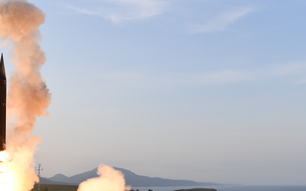 ARROW WEAPON SYSTEM SUCCESSFULLY ENGAGES BALLISTIC MISSILE TARGET