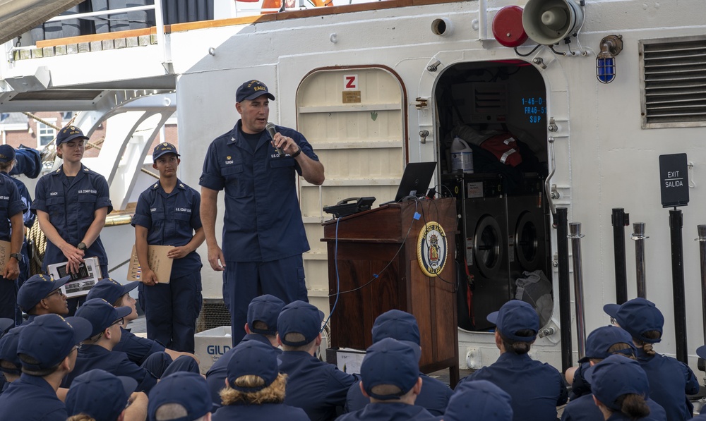 CGC Eagle begins it's Swab Summer