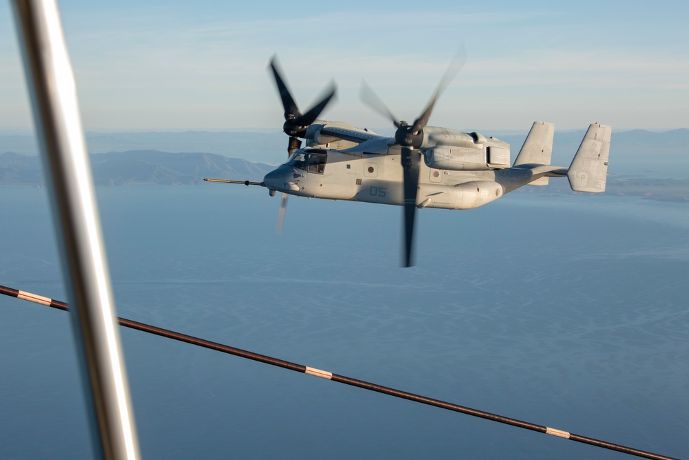 Osprey refueling