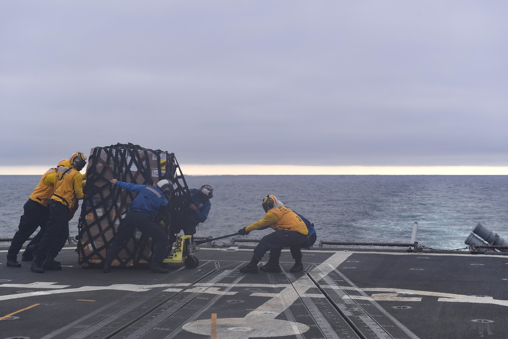 USS Bunker Hill (CG 52)