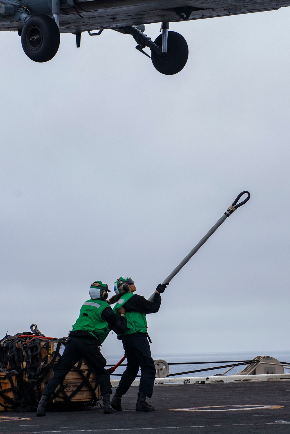 USS Theodore Roosevelt (CVN 71)