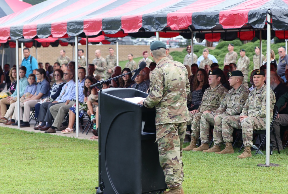 1st Special Warfare Training Group Welcomes New Commander