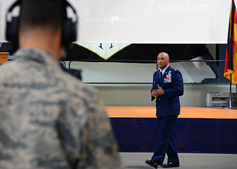 AF Wounded Warrior ambassadors bring resiliency to Ramstein