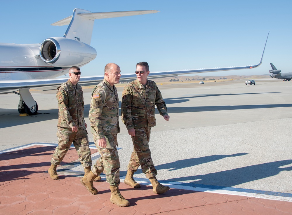 TRANSCOM Gen. Lyons visits Travis AFB