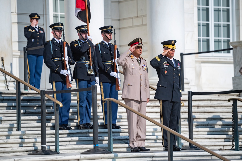 Egyptian Minister of Defense Gen. Mohamed Zaki Participates in an Armed Forces Full Honors Wreath-Laying Ceremony at the Tomb of the Unknown Soldier