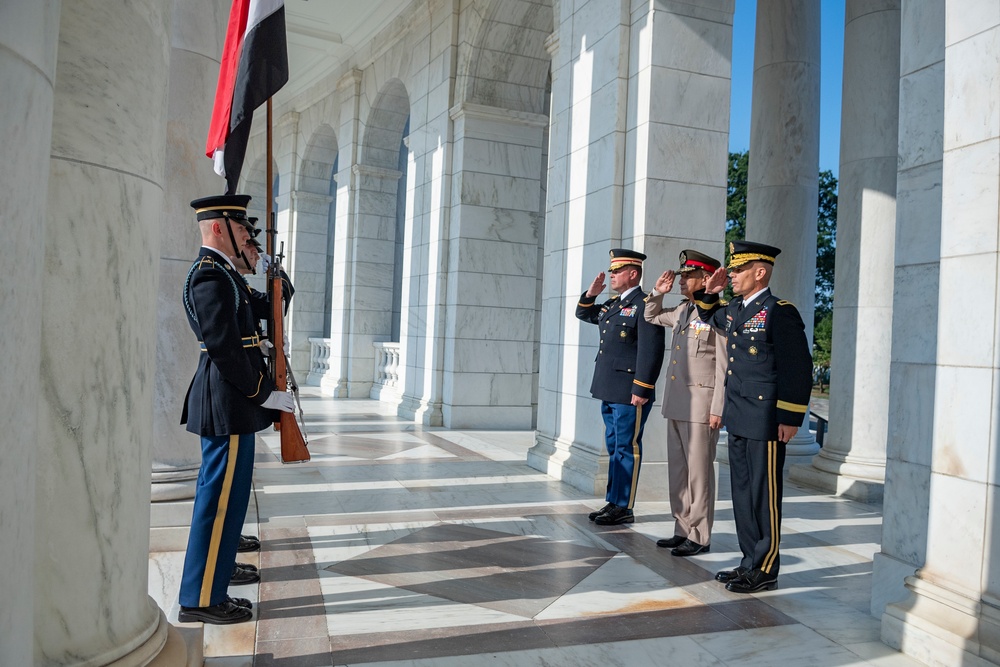 Egyptian Minister of Defense Gen. Mohamed Zaki Participates in an Armed Forces Full Honors Wreath-Laying Ceremony at the Tomb of the Unknown Soldier