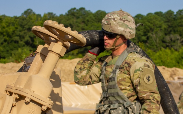 960th Quartermaster Company Soldier Breakdown Pump Station