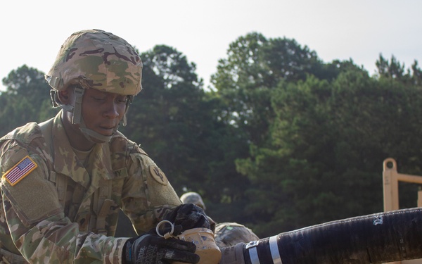 960th Quartermaster Company Soldier Breakdown Pump Station