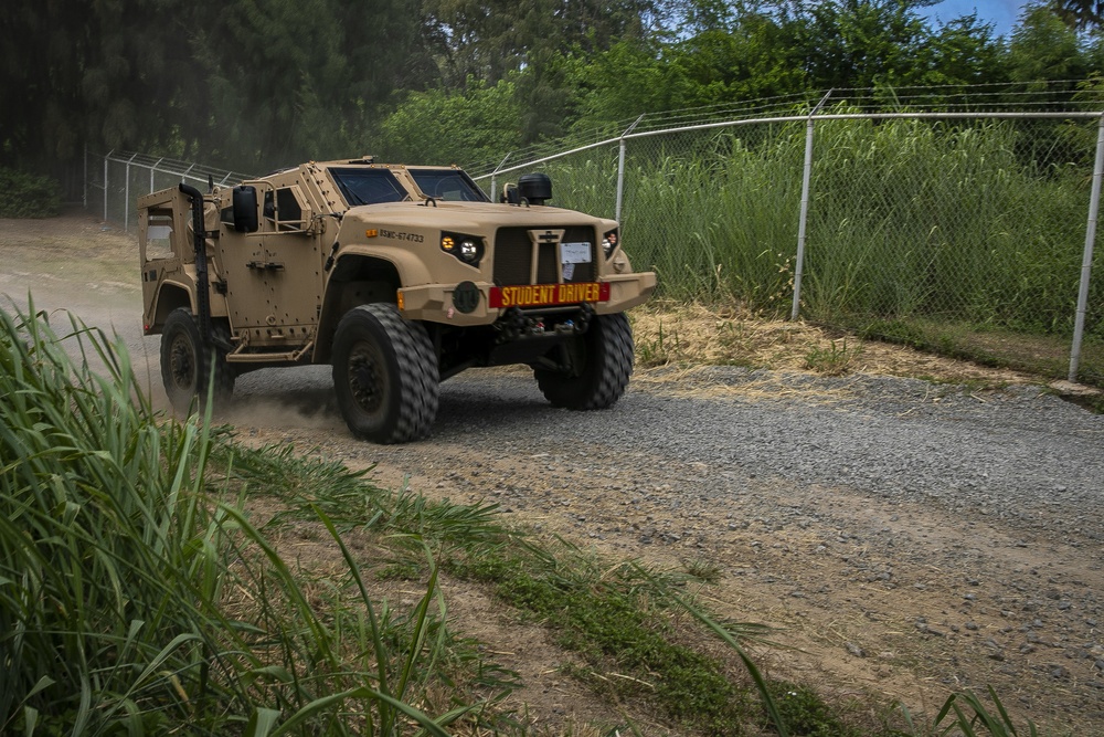 Drift: 3d Regiment Motor T test drives JLTV