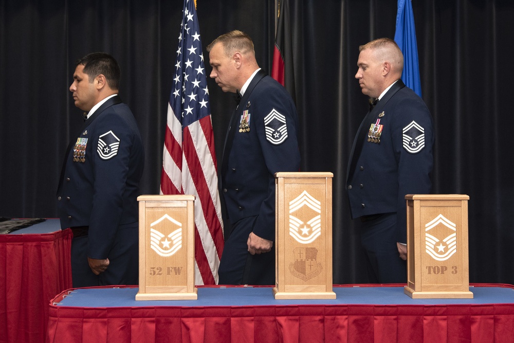 SNCO induction ceremony celebrates top tier achievement