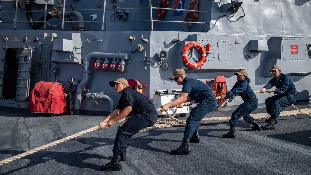 USS Porter (DDG 78) pulls into Rota, Spain