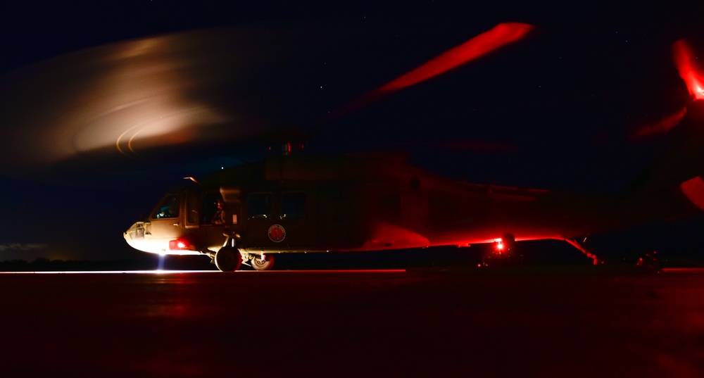 DVIDS - Images - 171 Aviation Regiment conduct night FARP operations ...