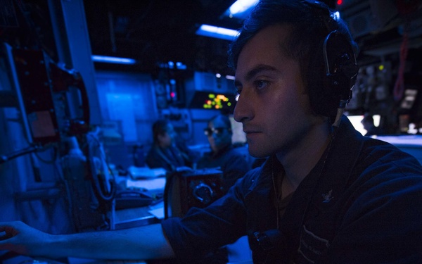 CIC Aboard USS Harpers Ferry