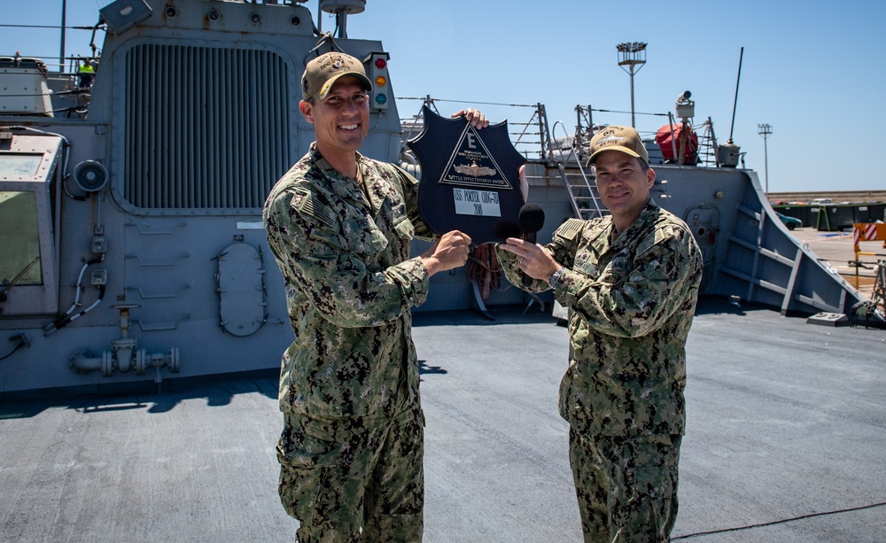 USS Porter (DDG 78) receives Battle E