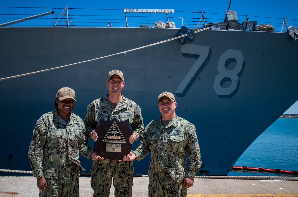 USS Porter (DDG 78) receives Battle E