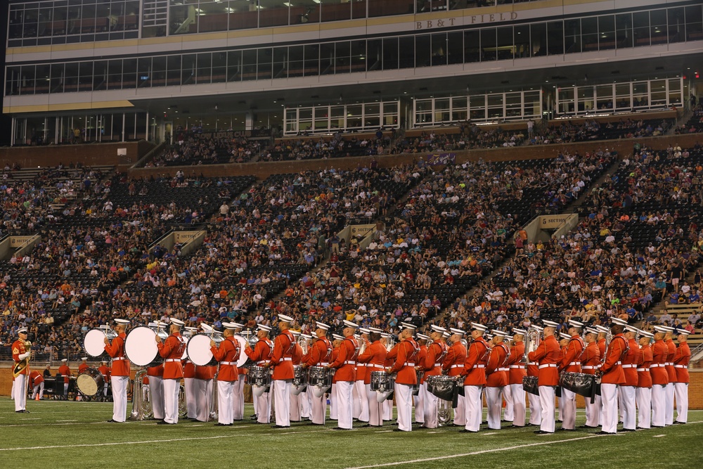 &quot;The Commandant's Own&quot; U.S. Marine Drum and Bugle Coprs performs at NightBEAT