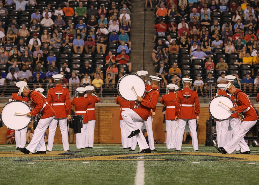 &quot;The Commandant's Own&quot; U.S. Marine Drum and Bugle Coprs performs at NightBEAT