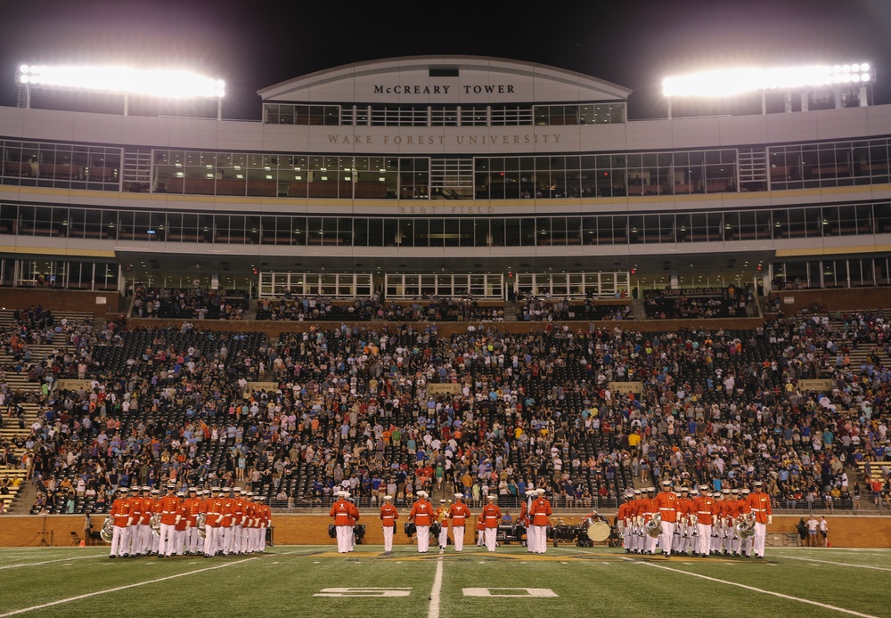 &quot;The Commandant's Own&quot; U.S. Marine Drum and Bugle Coprs performs at NightBEAT