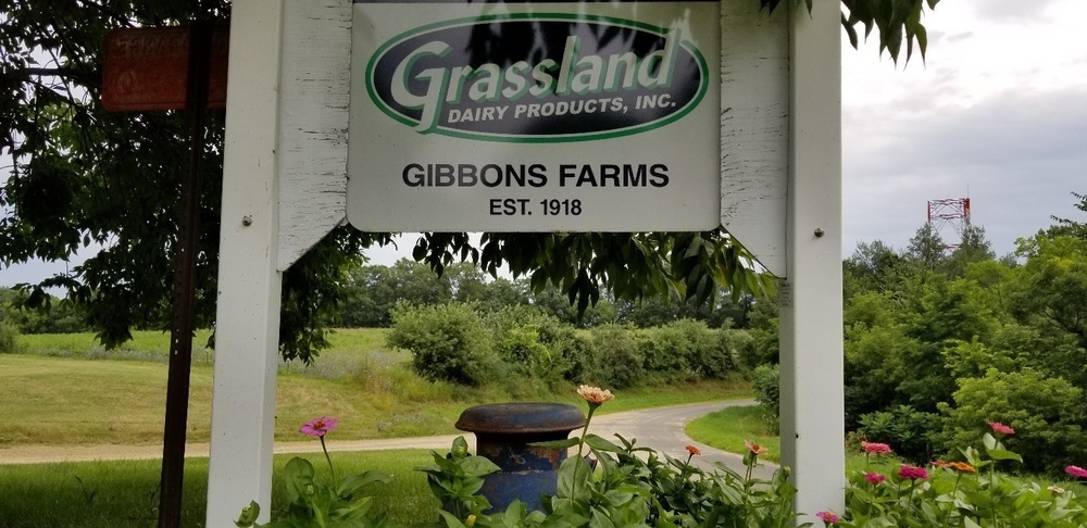Gibbons Farms veterinarian detachment visit