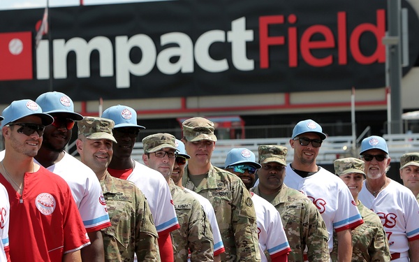 Chicago-based Soldiers represent Army Reserve at American Association of Independent Professional Baseball game