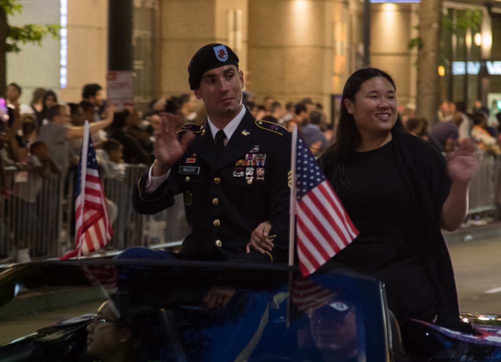 I Corps NCO of the Year Cruises Down Seafair Parade