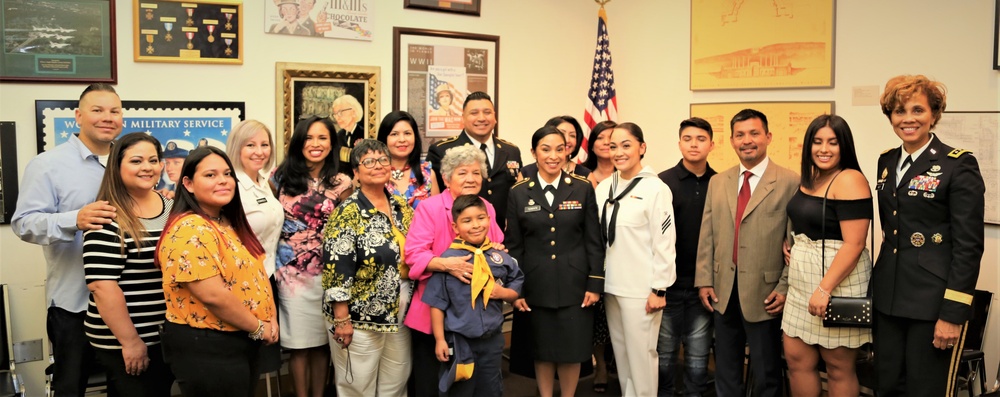 Friends and Family Gather for a Group Photo with the 44th Surgeon General of the Army and Commanding General of US Army’s Medical Command Lieutenant General Nadja West