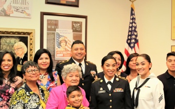 Friends and Family Gather for a Group Photo with the 44th Surgeon General of the Army and Commanding General of US Army’s Medical Command Lieutenant General Nadja West