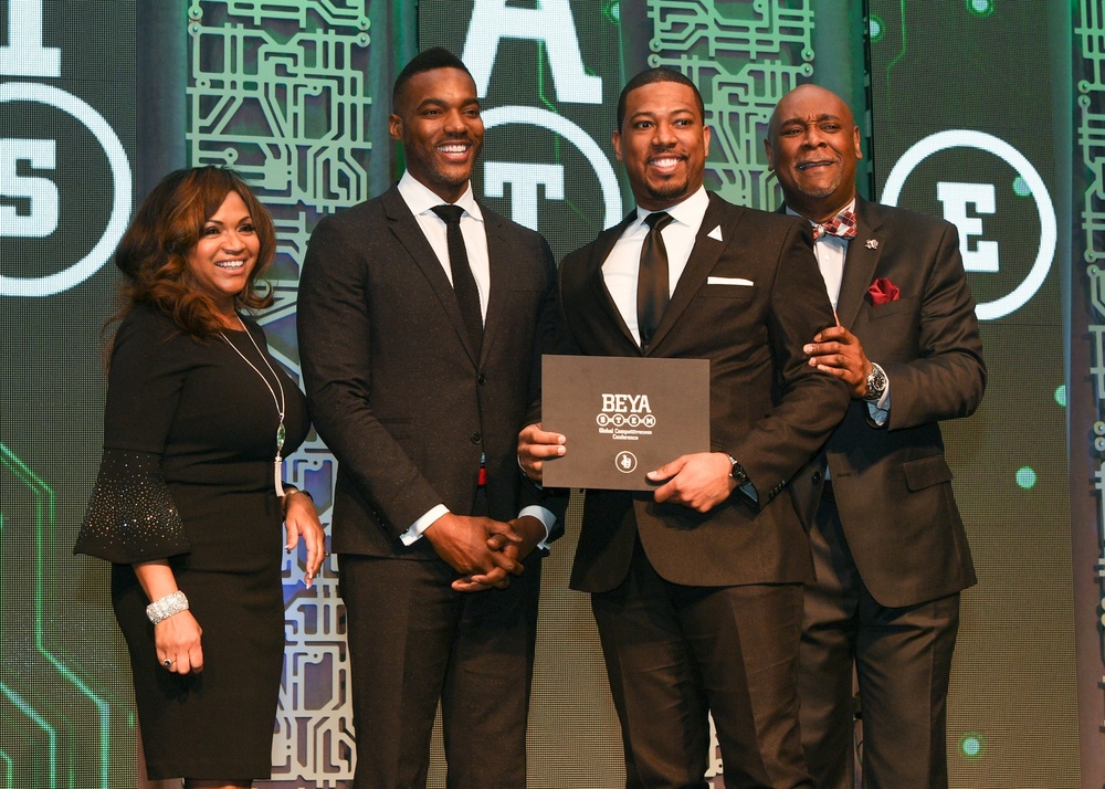 DVIDS Images Black Engineer of the Year Award [Image 2 of 3]
