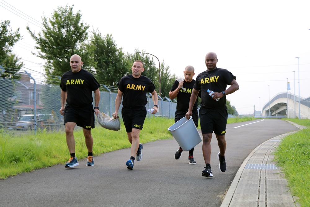 Senior leaders build camaraderie during Amazing Race
