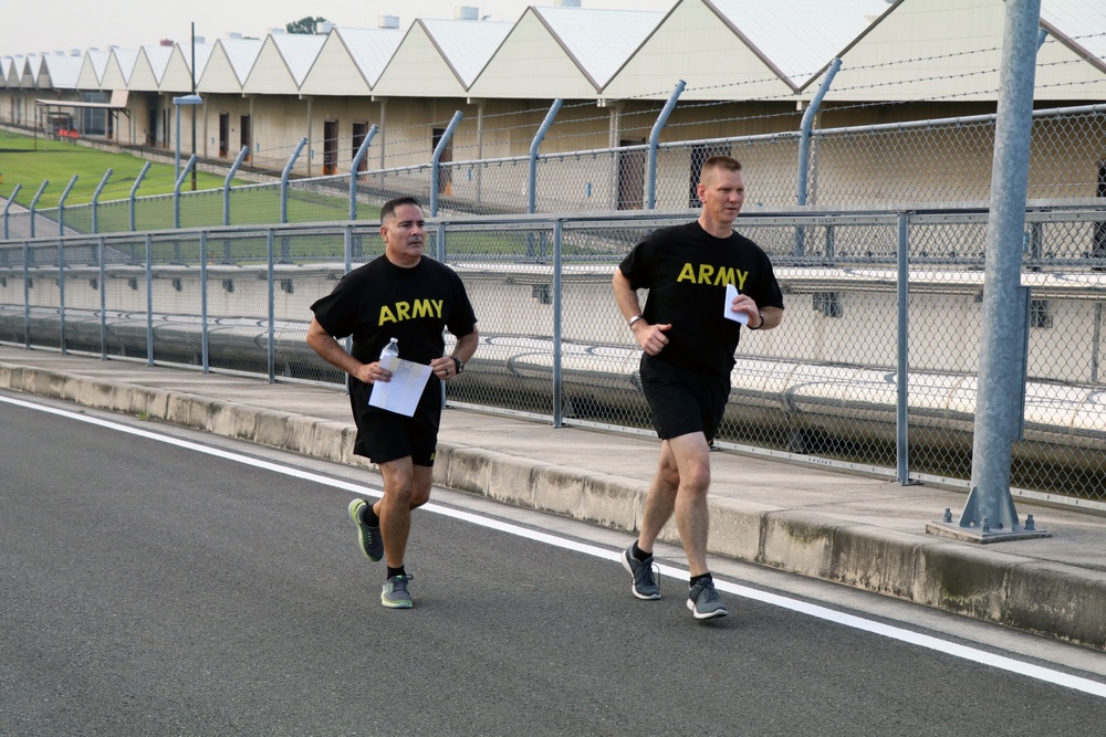 Senior leaders build camaraderie during Amazing Race