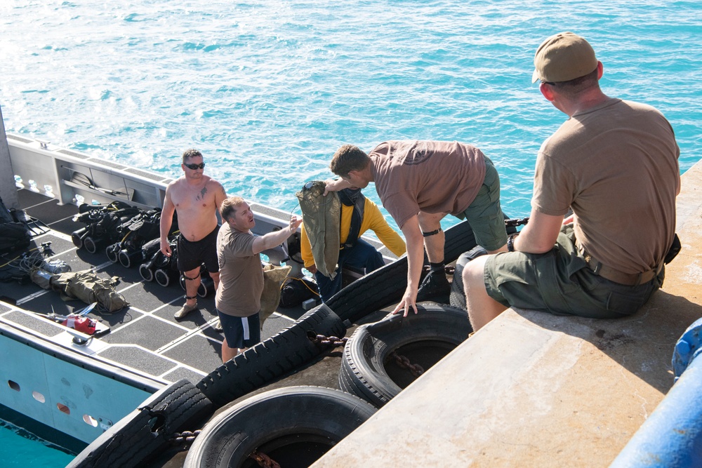UCT 2 CDDB conduct wharf maintenance