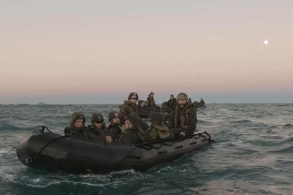 31st MEU Marines execute combat launch and recovery rehearsals during Talisman Sabre 2019