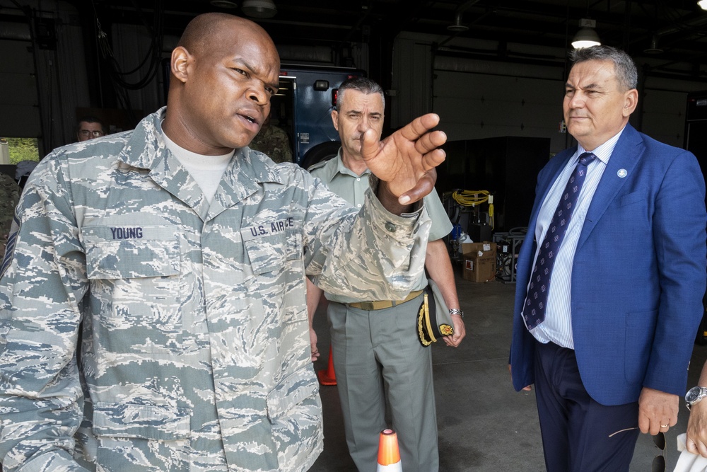 Albanian Director General visits 21st WMD-CST
